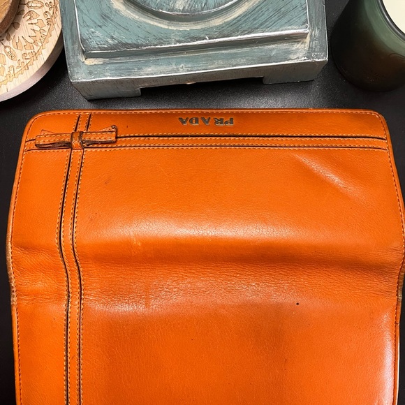 Prada wallet - Picture 2 of 5